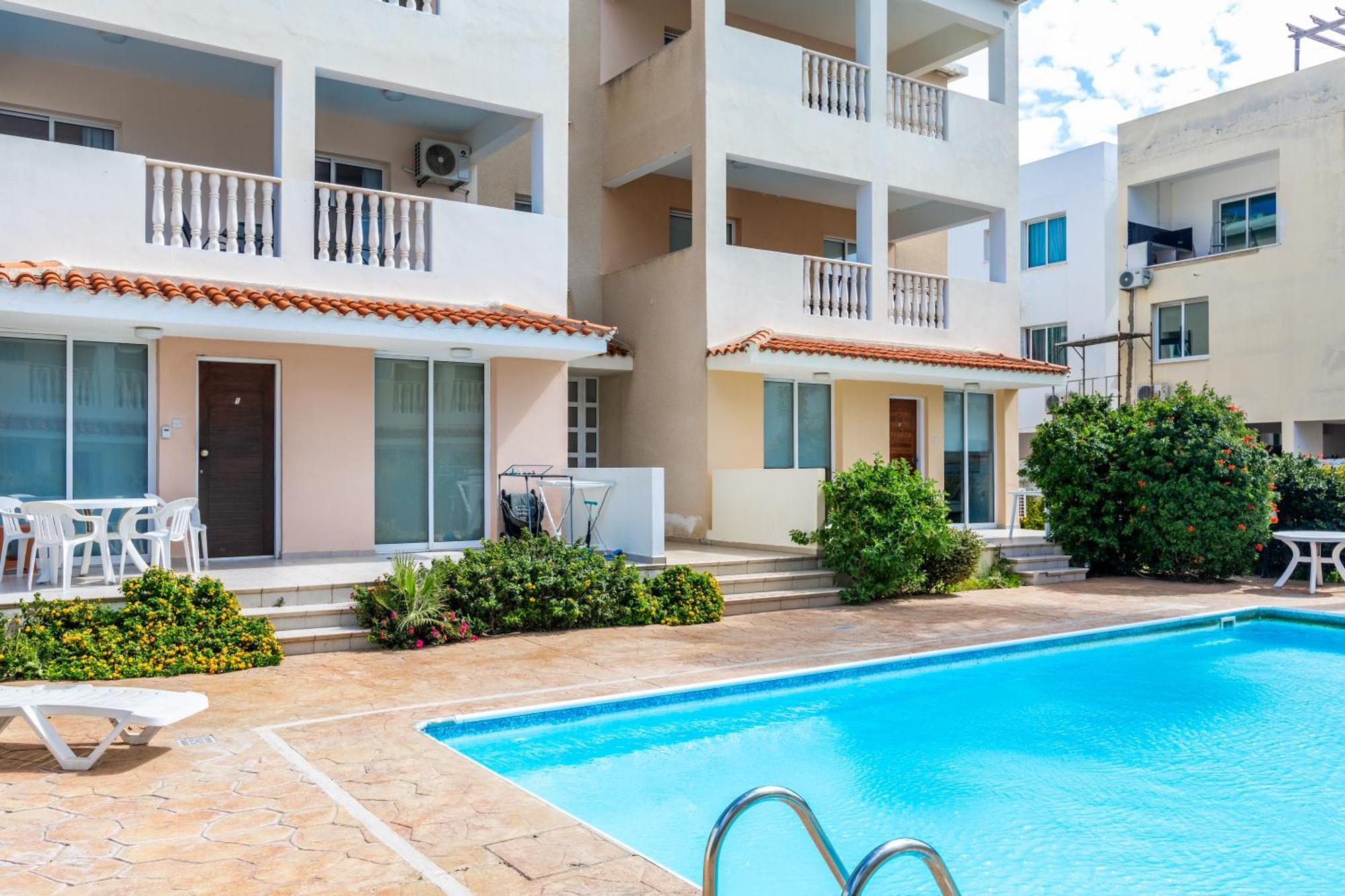 Beautiful One Bed Apartment In パ フォス エクステリア 写真